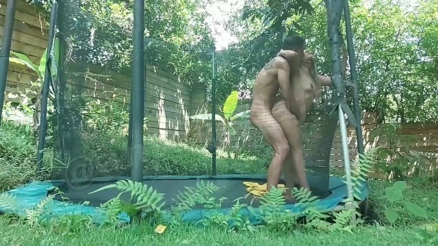 ANTONELLA, PETITE AND SEXY HOTWIFE FUCKS HIS FRIEND IN THE BACKYARD OF HER HOUSE