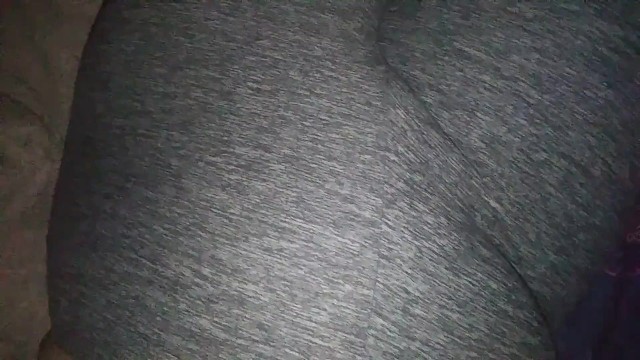 Cumming in Grey Yoga Pants