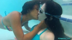 Apple & Drea Share Breath Underwater