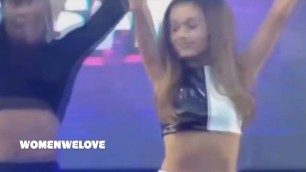 ARIANA GRANDE - HOT & SEXY ASS TWERK COMPILATION