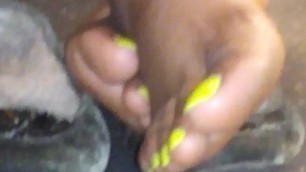 AUGUST 2016 SEXY JAMAICAN WOMAN PLAYING WITH HER FEET ON THE NYC TRAIN