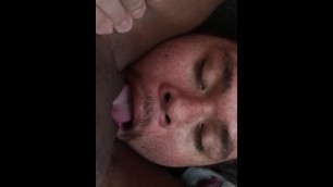 Boyfriend Eats College Girl Pussy until she Squirts