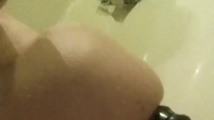 Shower Anal huge but plug