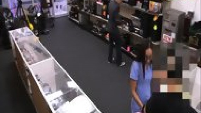 Sexy Chick Exchanged Her Pussy For Money At The Pawnshop